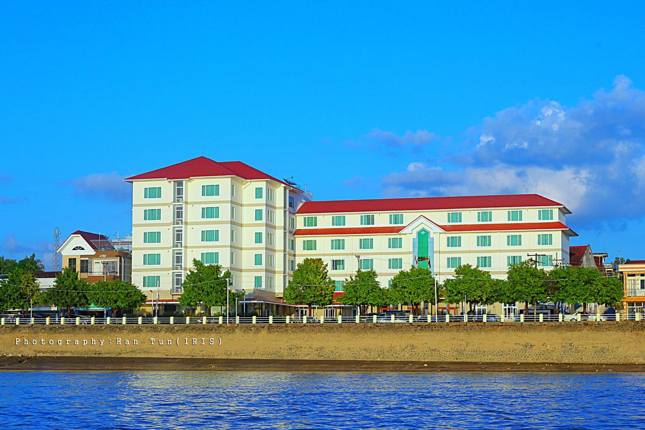Ngwe Moe Hotel Mawlamyine Buitenkant foto