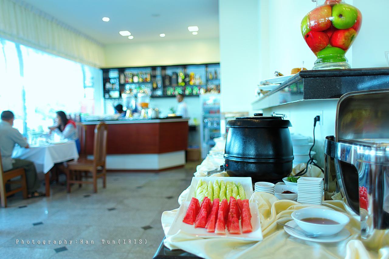 Ngwe Moe Hotel Mawlamyine Buitenkant foto
