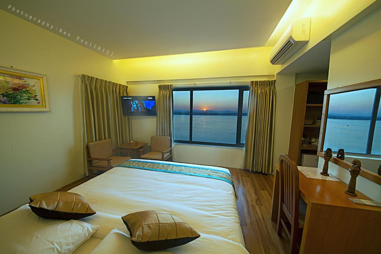 Ngwe Moe Hotel Mawlamyine Buitenkant foto